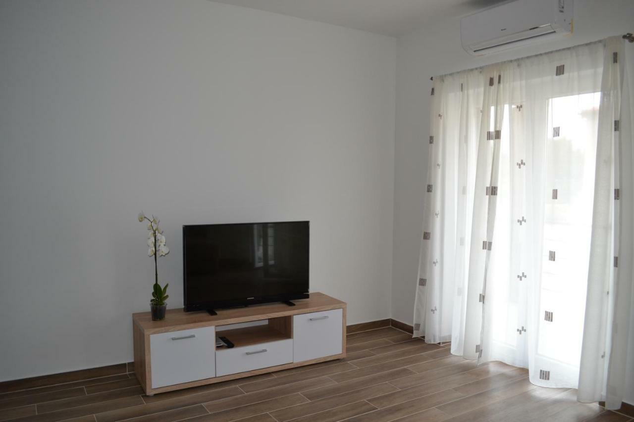 Apartments Dona Cres Exterior foto